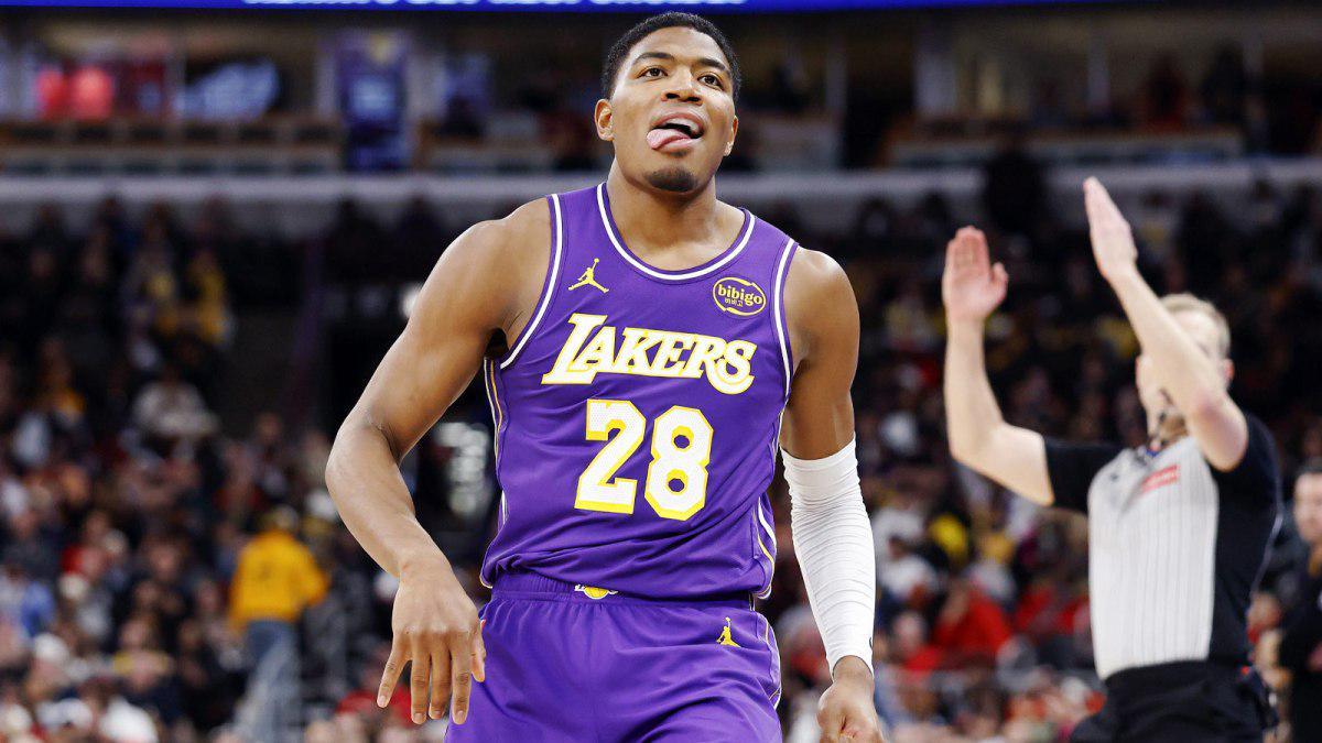 虎扑nba-搞笑，湖人八村塁承认自己忘记了安东尼·戴维斯已被交易至奇才